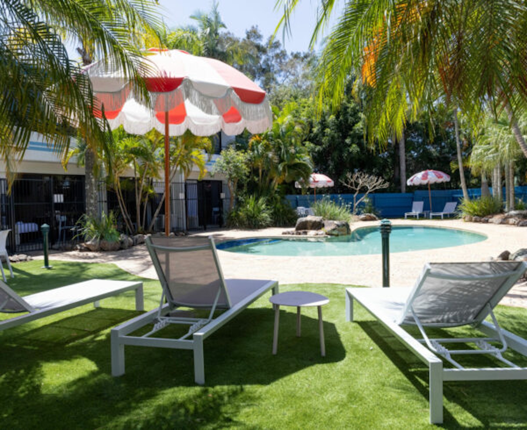 Currimundi_Hotel_Nickolas_May-3551-600x490 The Walrus Club